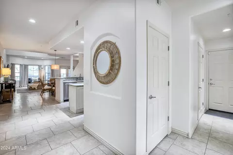 5350 E Deer Valley Dr #1281, Phoenix, AZ 85054 photo 2
