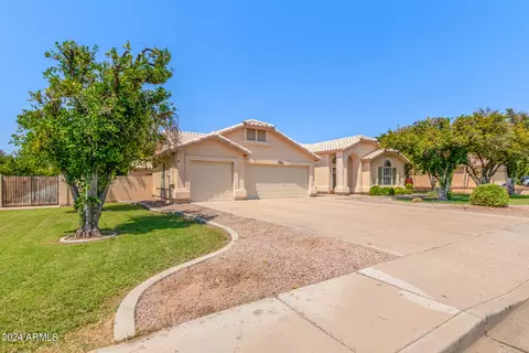 4242 E Hale St, Mesa, AZ 85205