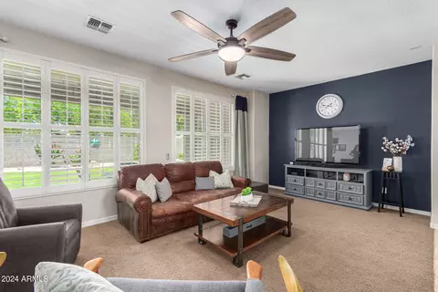 1476 E Tierra St, Gilbert, AZ 85297 photo 10