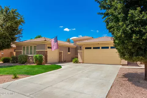 1476 E Tierra St, Gilbert, AZ 85297 photo 4