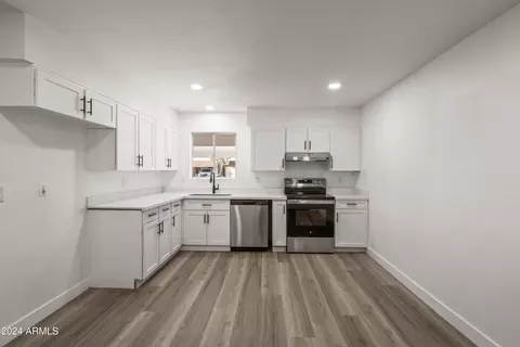 442 E Royal Palms Dr, Mesa, AZ 85203 photo 5