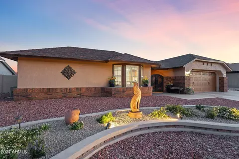 14663 W Buttonwood Dr, Sun City West, AZ 85375