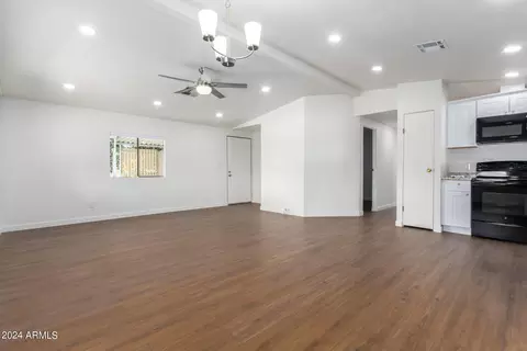 7624 E Holmes Ave, Mesa, AZ 85209 photo 9