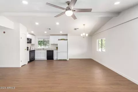 7624 E Holmes Ave, Mesa, AZ 85209 photo 7