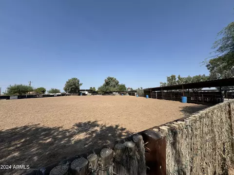 Exterior - 642 E Cornman Rd, Coolidge, AZ 85128 photo 10 of 12