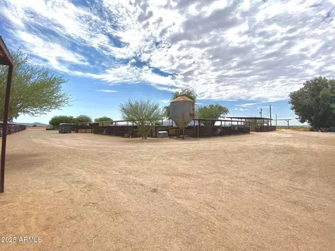Exterior - 642 E Cornman Rd, Coolidge, AZ 85128 photo 1 of 12