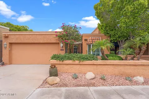 10629 N 9th St, Phoenix, AZ 85020 photo 2