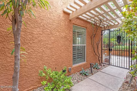 10629 N 9th St, Phoenix, AZ 85020 photo 6