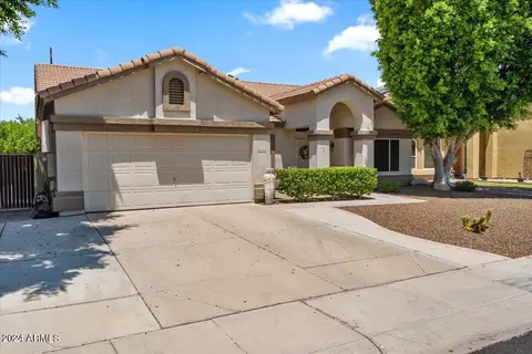 1478 E Aspen Ave, Gilbert, AZ 85234 photo 3