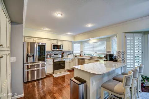 1327 E Granada St, Mesa, AZ 85203 photo 3