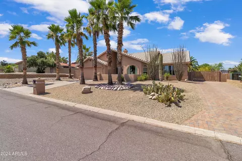 17312 E Caliente Dr, Fountain Hills, AZ 85268
