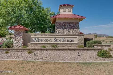 2590 W Cool Water Way, San Tan Valley, AZ 85142