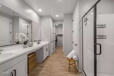 Entry Way - 9354 E Static Ave, Mesa, AZ 85212 photo 3 of 5