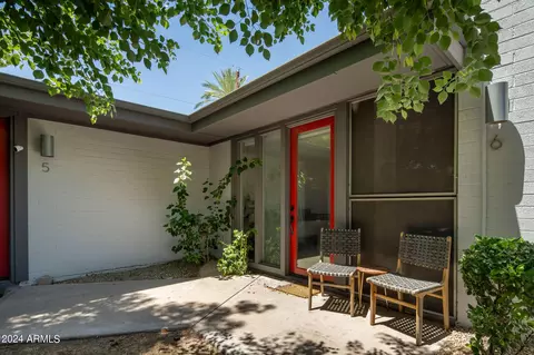 4204 N 38th St #6, Phoenix, AZ 85018