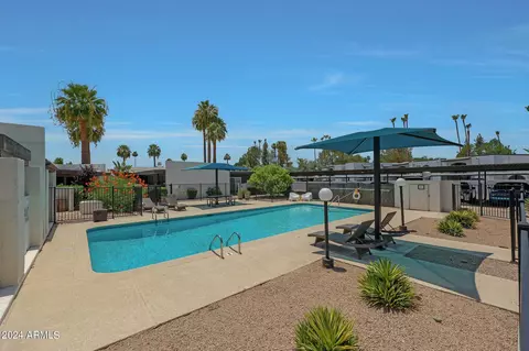 1250 E Bethany Home Rd #16, Phoenix, AZ 85014