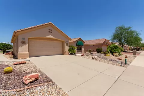 15532 W Sky Hawk Dr, Sun City West, AZ 85375