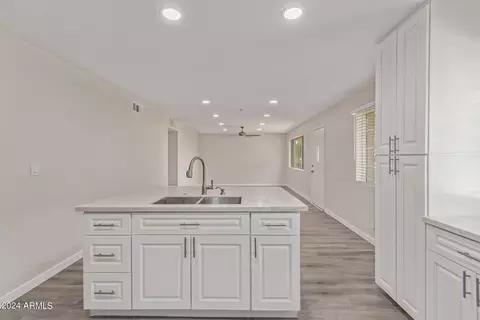 2237 E Vista Dr, Phoenix, AZ 85022 photo 13