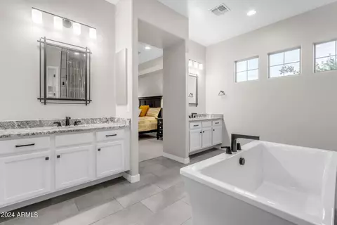 Bath - 9847 E Retrograde Dr, Mesa, AZ 85212 photo 5 of 9