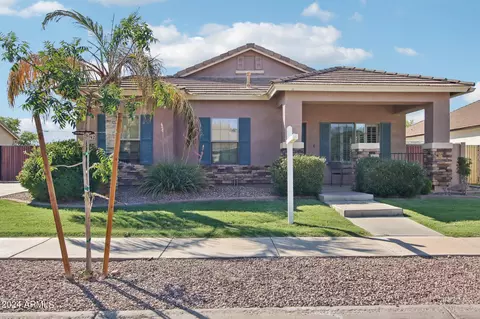 3742 S Coach House Dr, Gilbert, AZ 85297