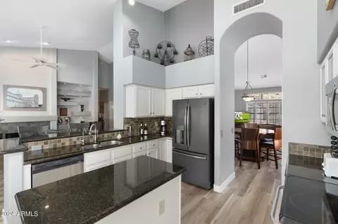 14830 S Foxtail Ln, Phoenix, AZ 85048 photo 8