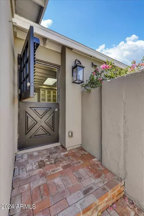 3132 E Highland Ave, Phoenix, AZ 85016 photo 21