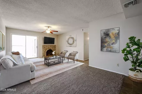 3017 S Longmore --, Mesa, AZ 85202 photo 2