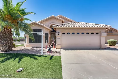 11523 W Great Basin Ct, Surprise, AZ 85378