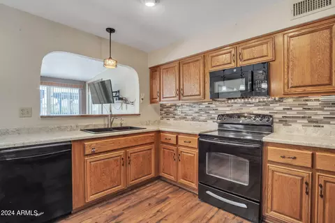 507 S 80th Pl, Mesa, AZ 85208 photo 3
