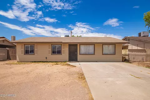 5802 W Avalon Dr, Phoenix, AZ 85031 photo 2