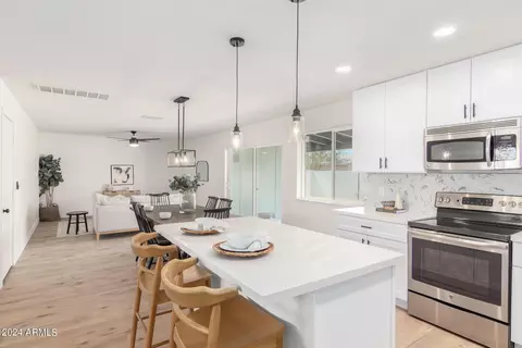 121 N Flint Cir, Mesa, AZ 85201 photo 9