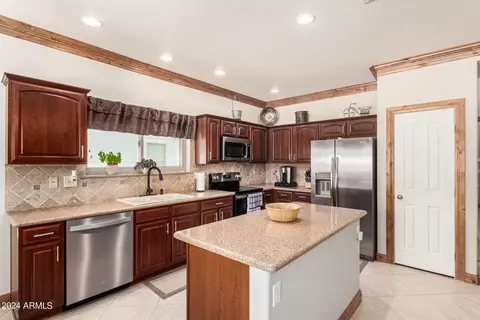 3688 E Sheffield Rd, Gilbert, AZ 85296 photo 10