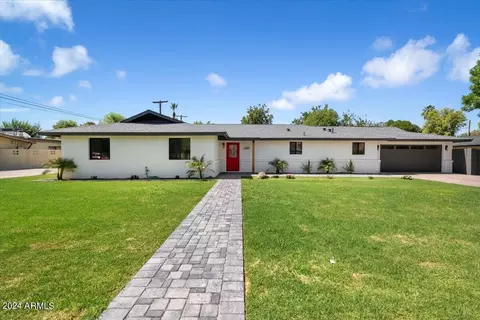1001 W Las Palmaritas Dr, Phoenix, AZ 85021
