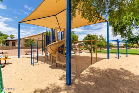 345 E Palomino Ct, Gilbert, AZ 85296 photo 65
