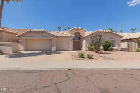 3602 E Brookwood Ct, Phoenix, AZ 85048