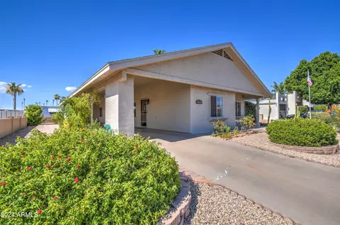 5232 E Lindstrom Ln E, Mesa, AZ 85215 photo 2