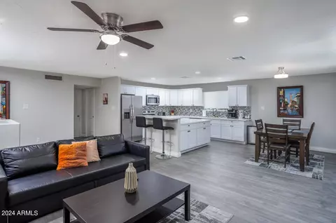 441 E Carson Dr, Tempe, AZ 85282 photo 5