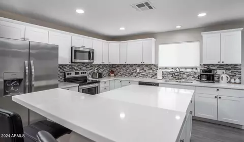 441 E Carson Dr, Tempe, AZ 85282 photo 9