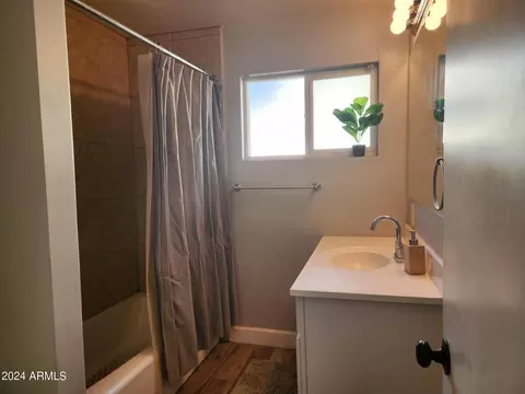 3327 W Camelback Rd, Phoenix, AZ 85017 photo 13