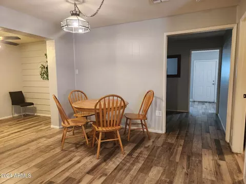 3327 W Camelback Rd, Phoenix, AZ 85017 photo 11