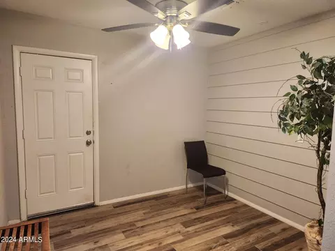 3327 W Camelback Rd, Phoenix, AZ 85017 photo 10