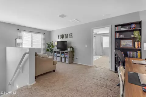 2675 E Gillcrest Rd, Gilbert, AZ 85298 photo 32