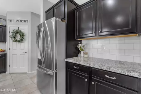2675 E Gillcrest Rd, Gilbert, AZ 85298 photo 12