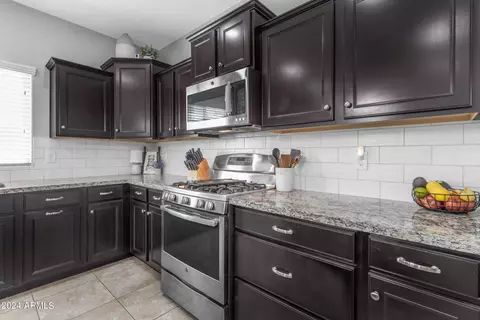 2675 E Gillcrest Rd, Gilbert, AZ 85298 photo 13