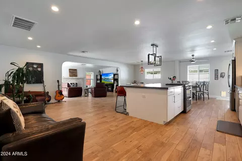 1508 E San Miguel Ave, Phoenix, AZ 85014 photo 4