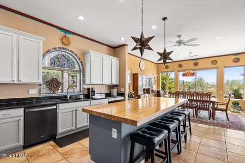 2429 N Travis Dr, Mesa, AZ 85207 photo 11
