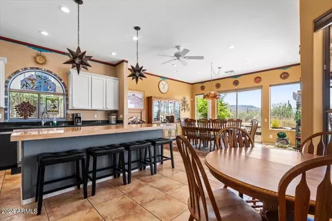 2429 N Travis Dr, Mesa, AZ 85207 photo 10