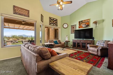 2429 N Travis Dr, Mesa, AZ 85207 photo 8