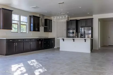 10413 E Durant Dr E, Mesa, AZ 85212 photo 2