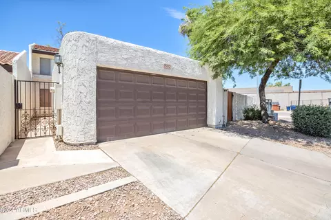 1502 S River Dr, Tempe, AZ 85281