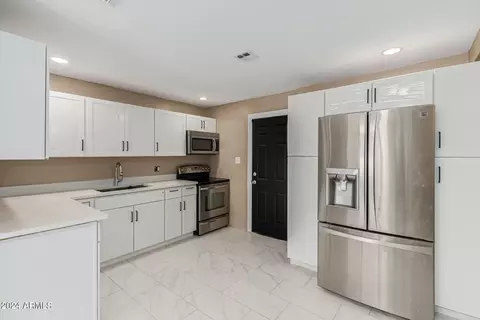 2229 E Pueblo Ave, Phoenix, AZ 85040 photo 19